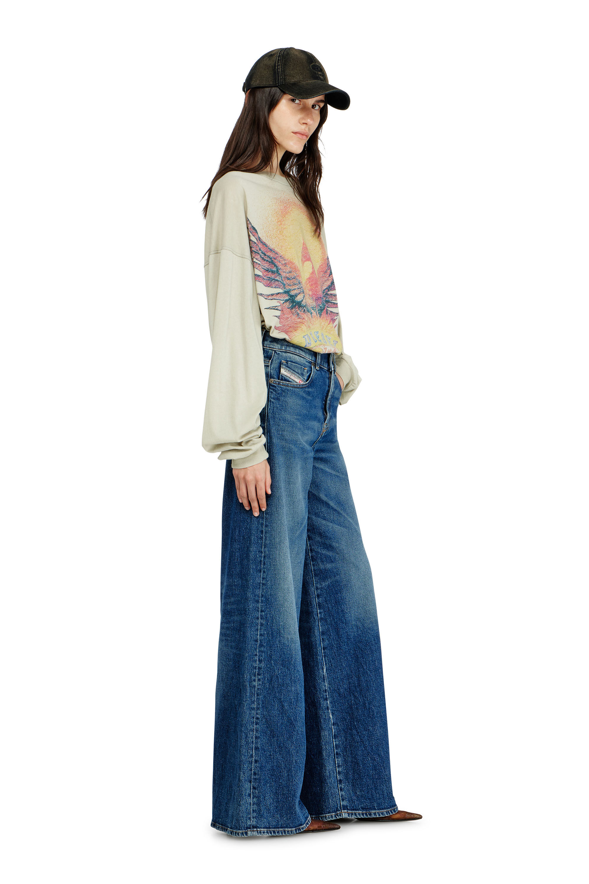 Diesel - Woman's Flare Jeans 1978 D-Akemi 09L21, Medium blue - 2