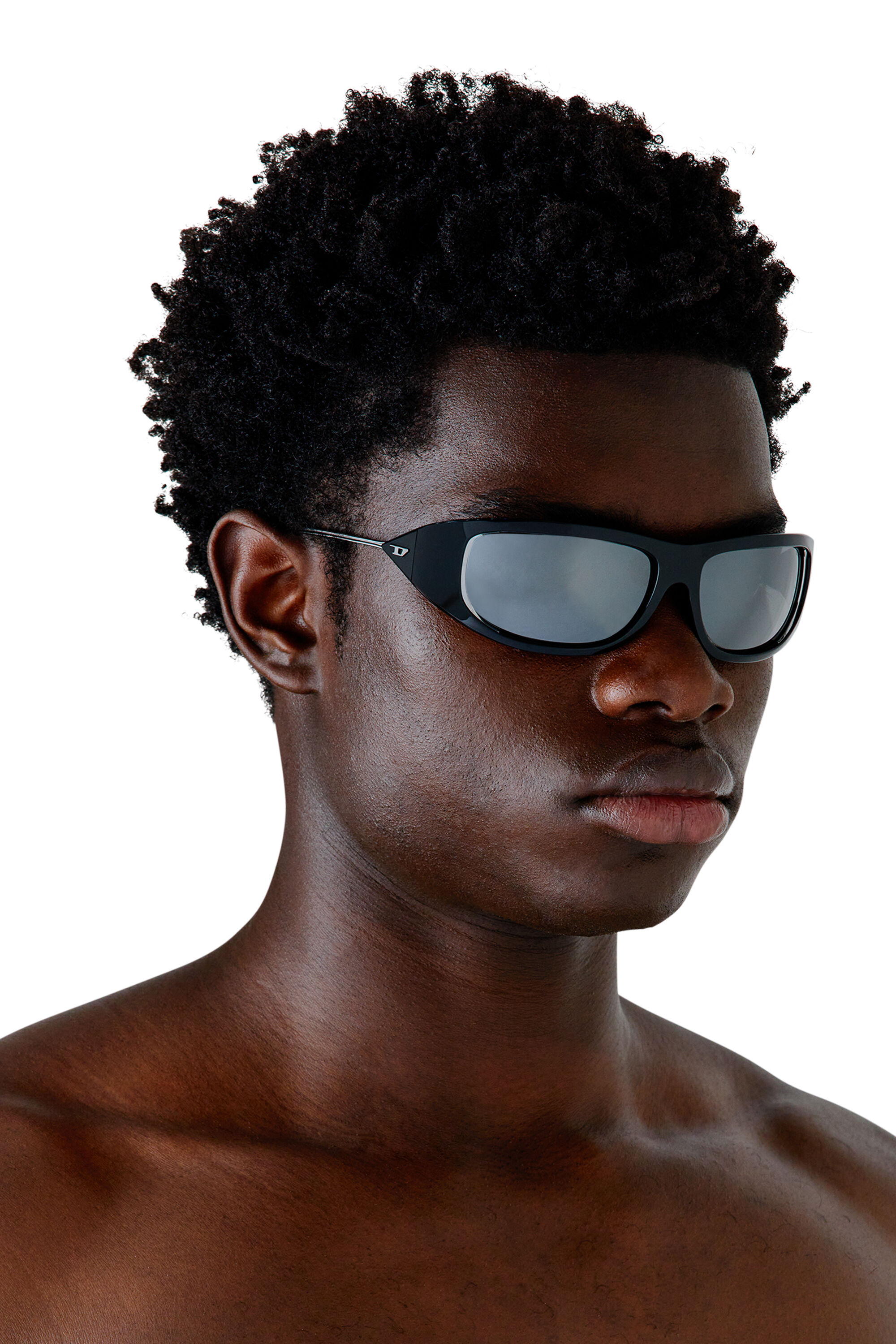 Women s Wraparound style sunglasses Black Diesel