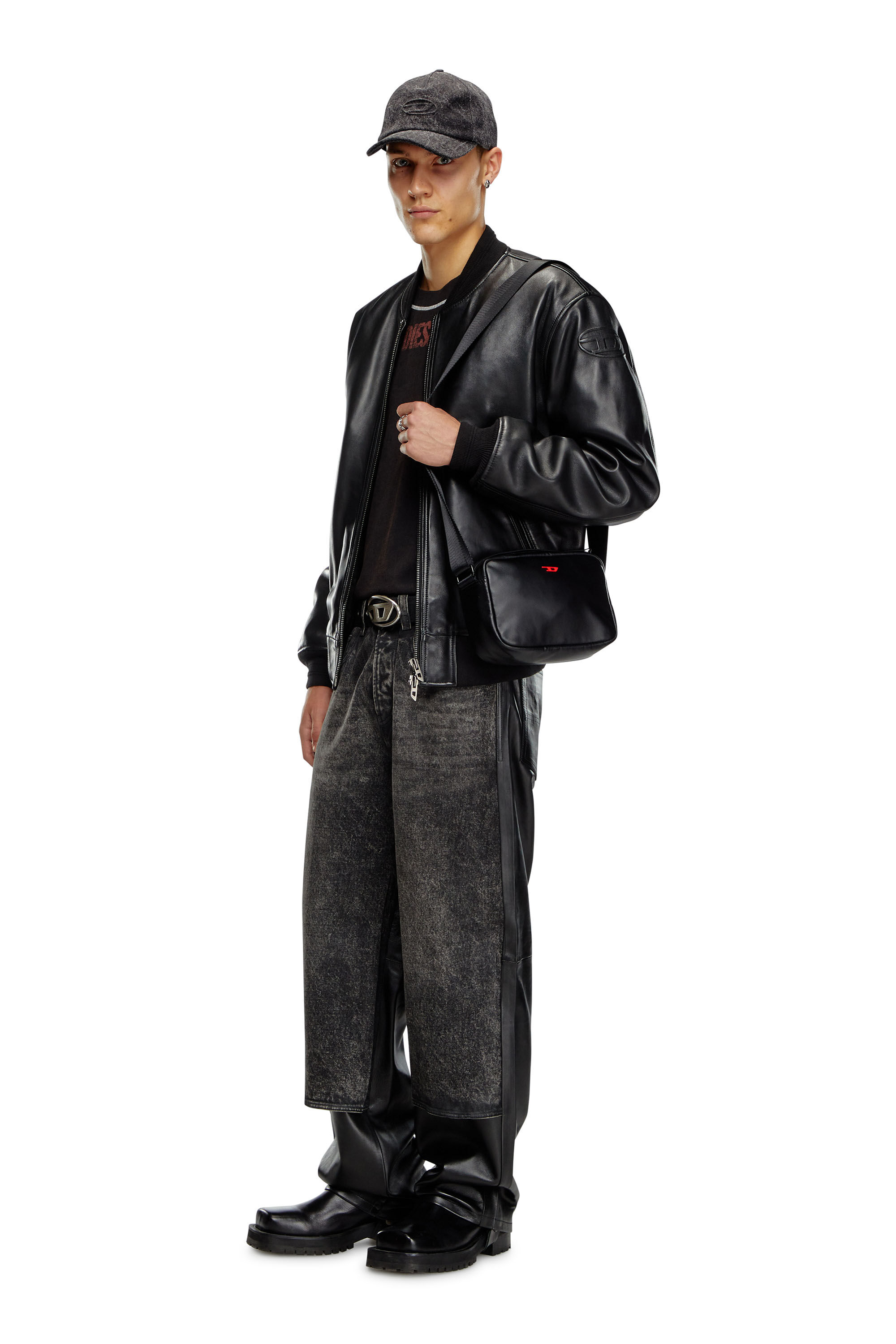 Diesel - RAVE CAMERA BAG X, Man Rave-Camera bag in nappa leather in Black - Image 6