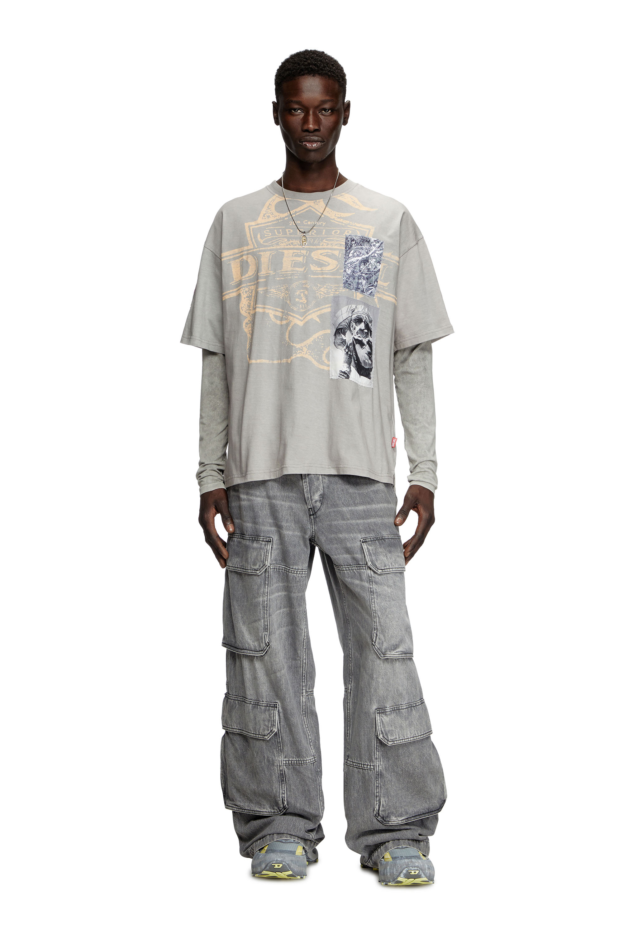 Diesel - T-BOXT-SLITS-R8, Man's T-shirt with patch detail in Grey - 2