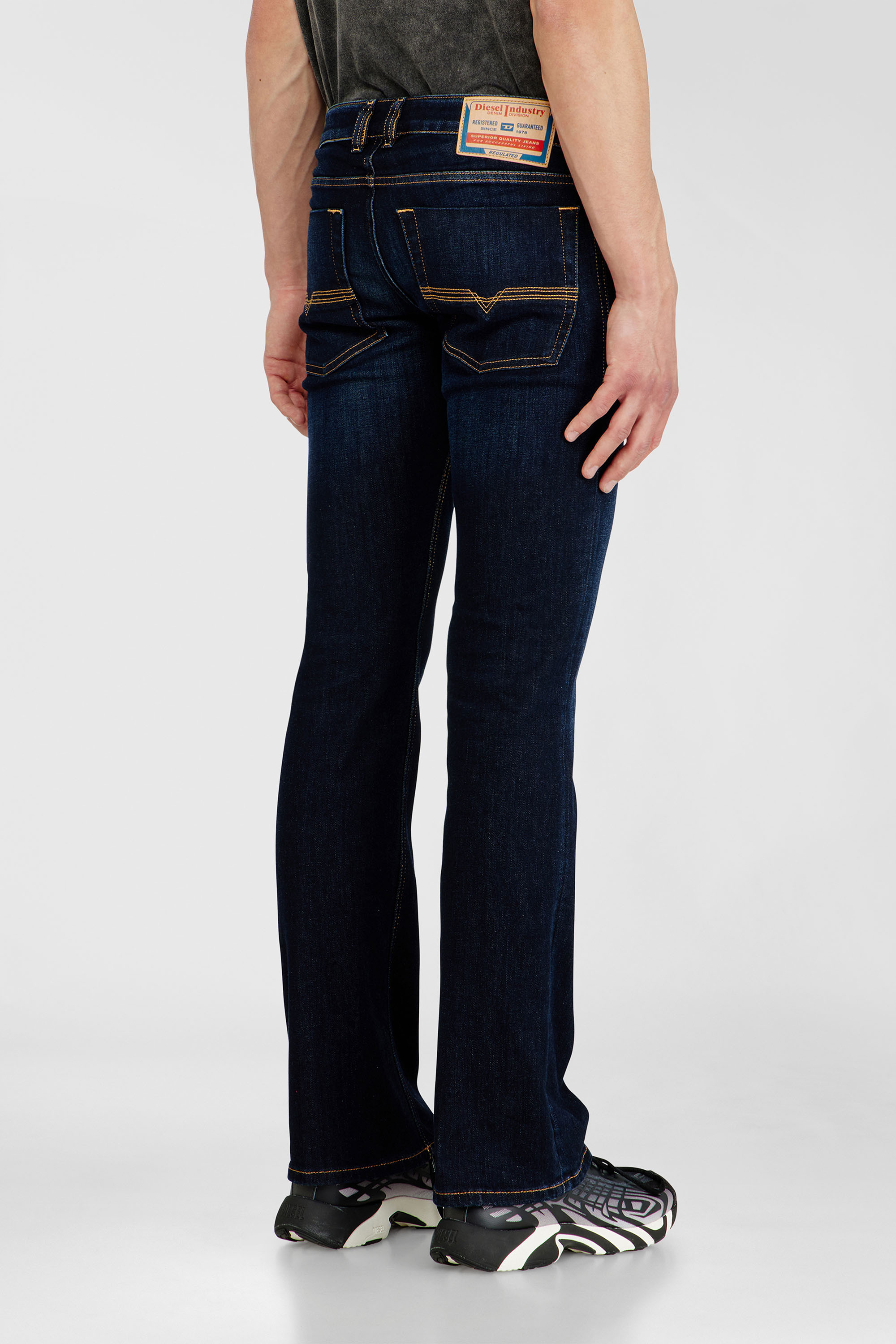 Diesel - Man's Bootcut Jeans 2007 Zatiny 09Q15, Dark Blue - 5