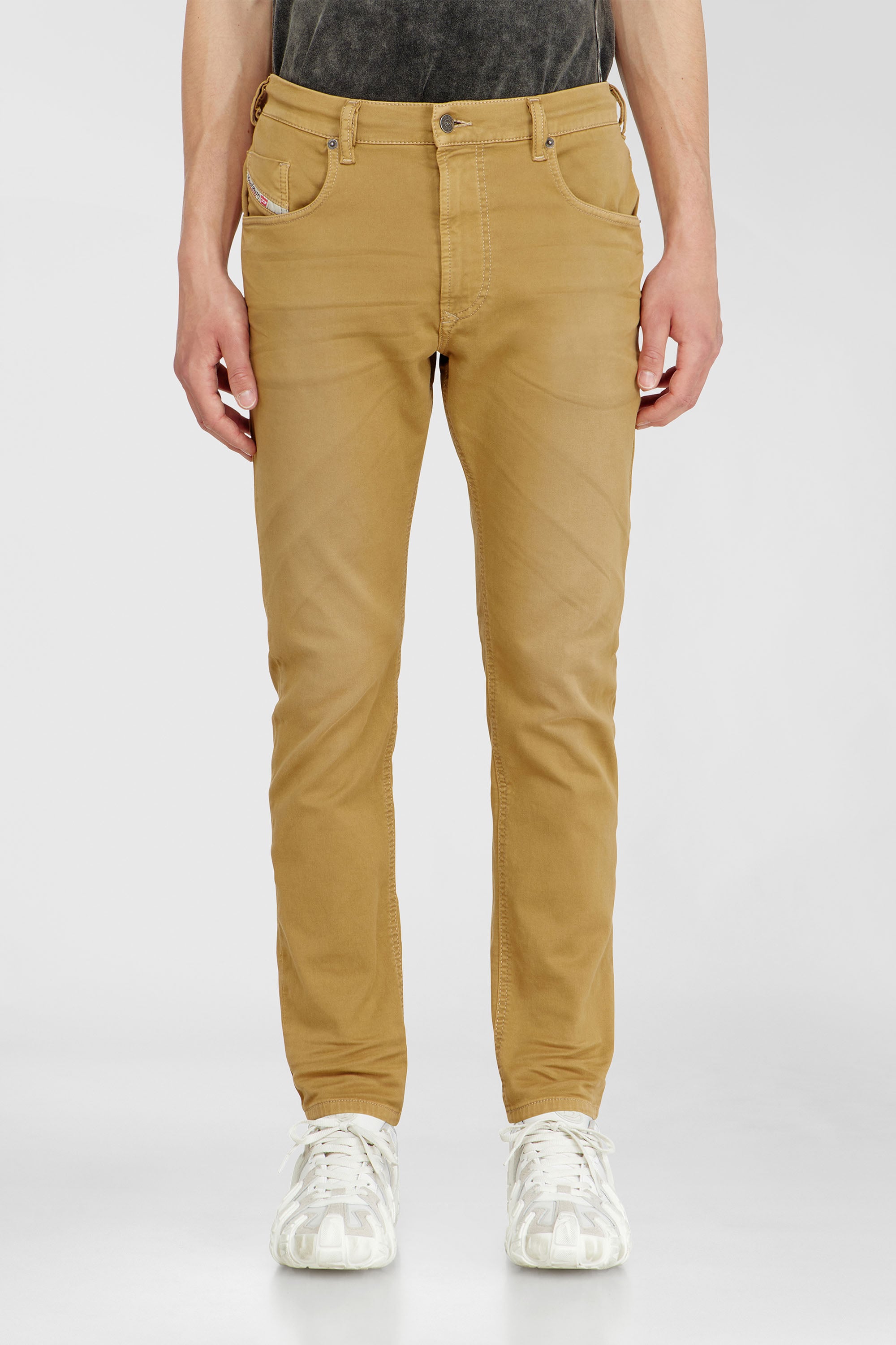 Diesel - Man's Regular 2032 D-Krooley-BW Joggjeans&reg; 0670M, Dark Beige - 4