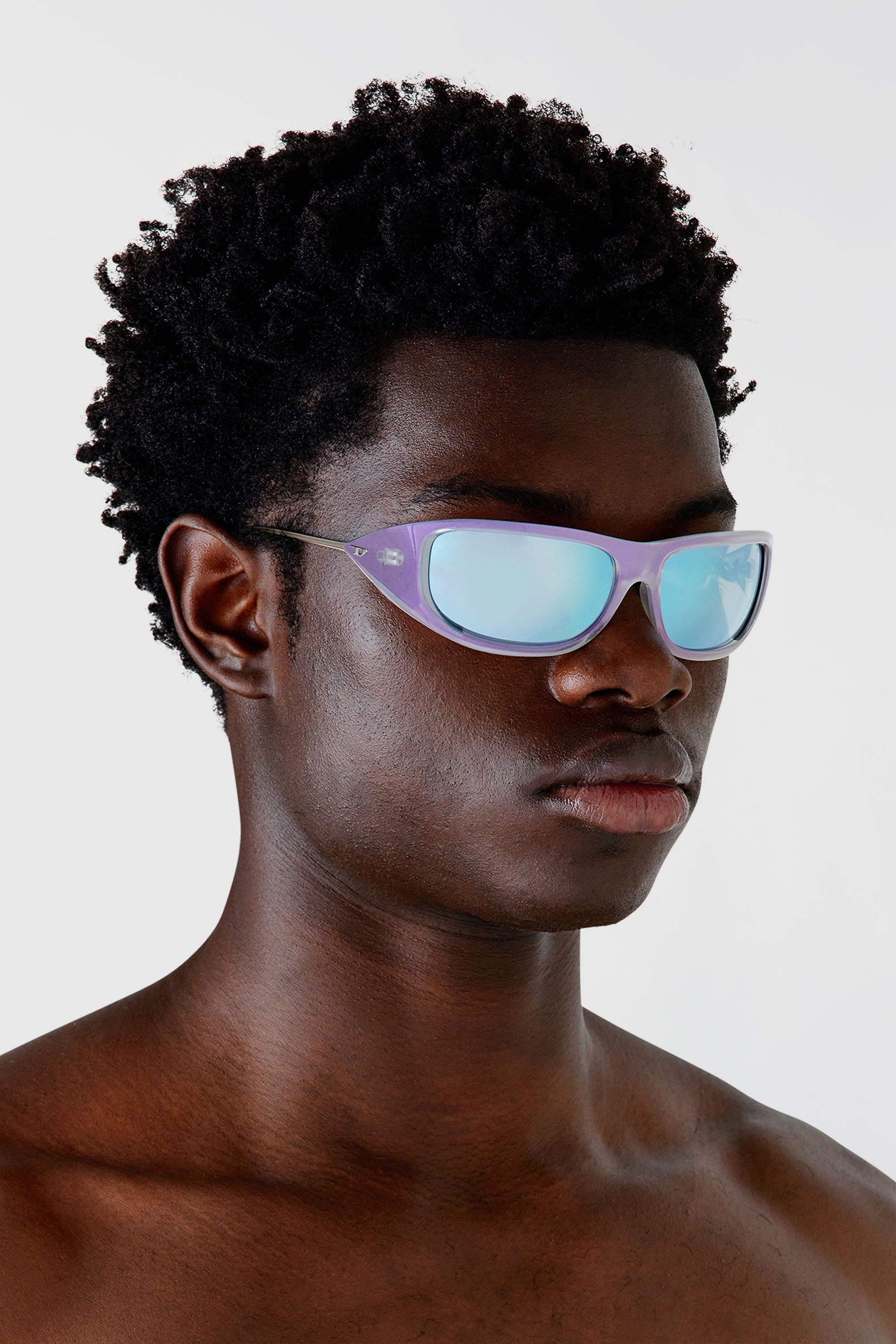 Diesel - 0DL3001 SIZE 61, Unisex's Wraparound style sunglasses in Bubble - 4