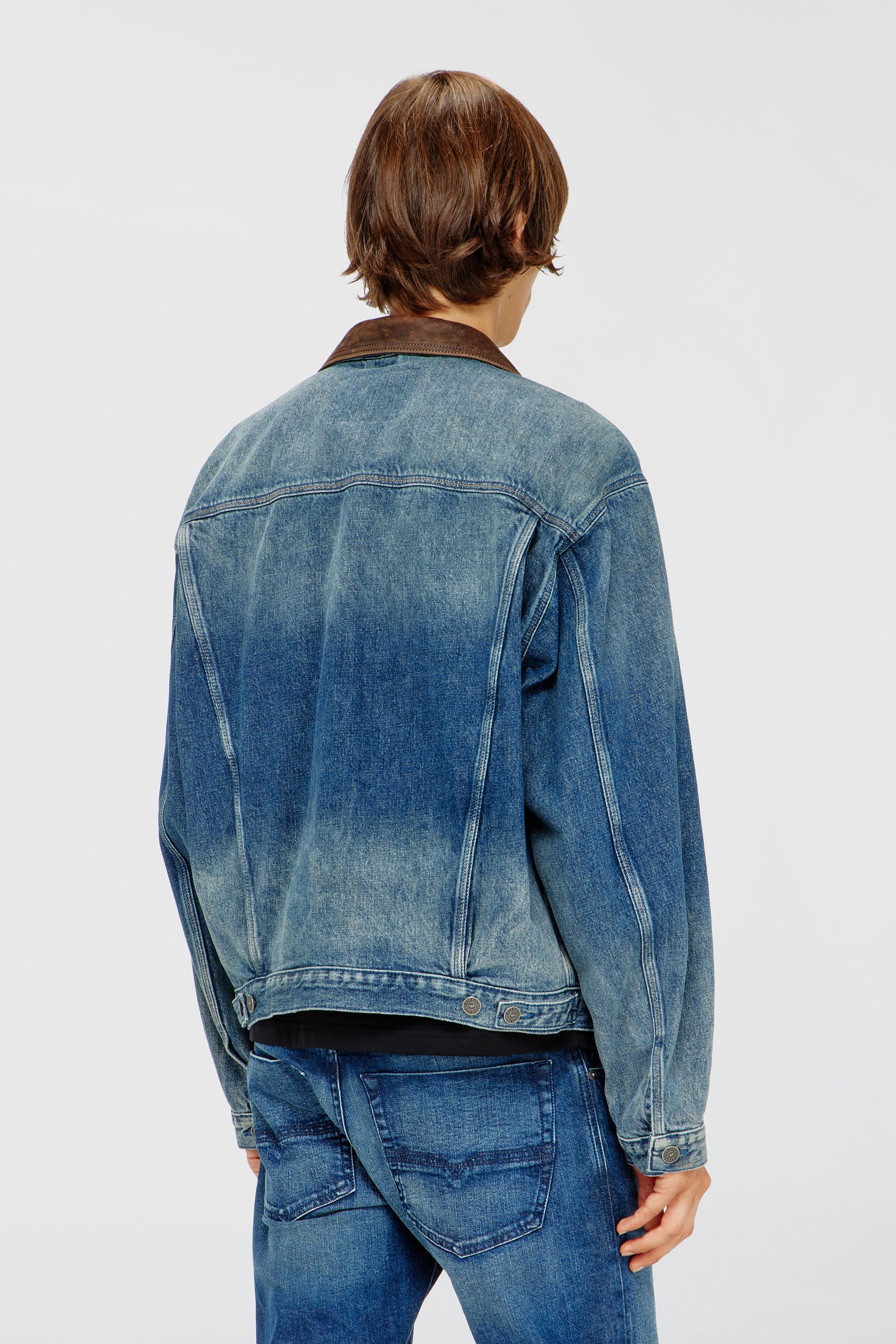 Diesel - D-DENVER-S1, Unisex's Denim trucker jacket with contrast leather trims in Blue - 4
