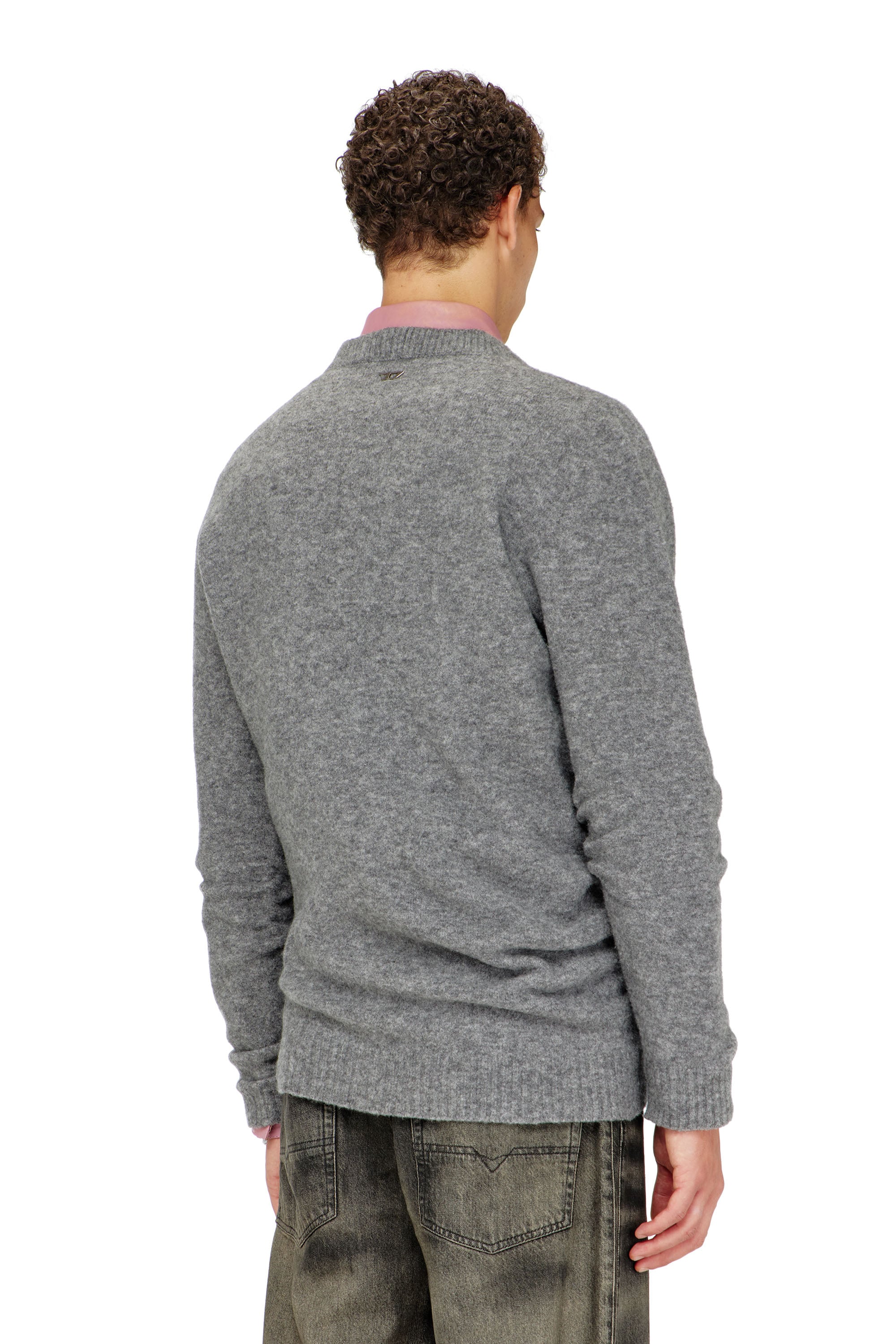 Diesel - K-ANDIE, Man's V-neck jumper in wrinkled boiled knit in Grey - 4