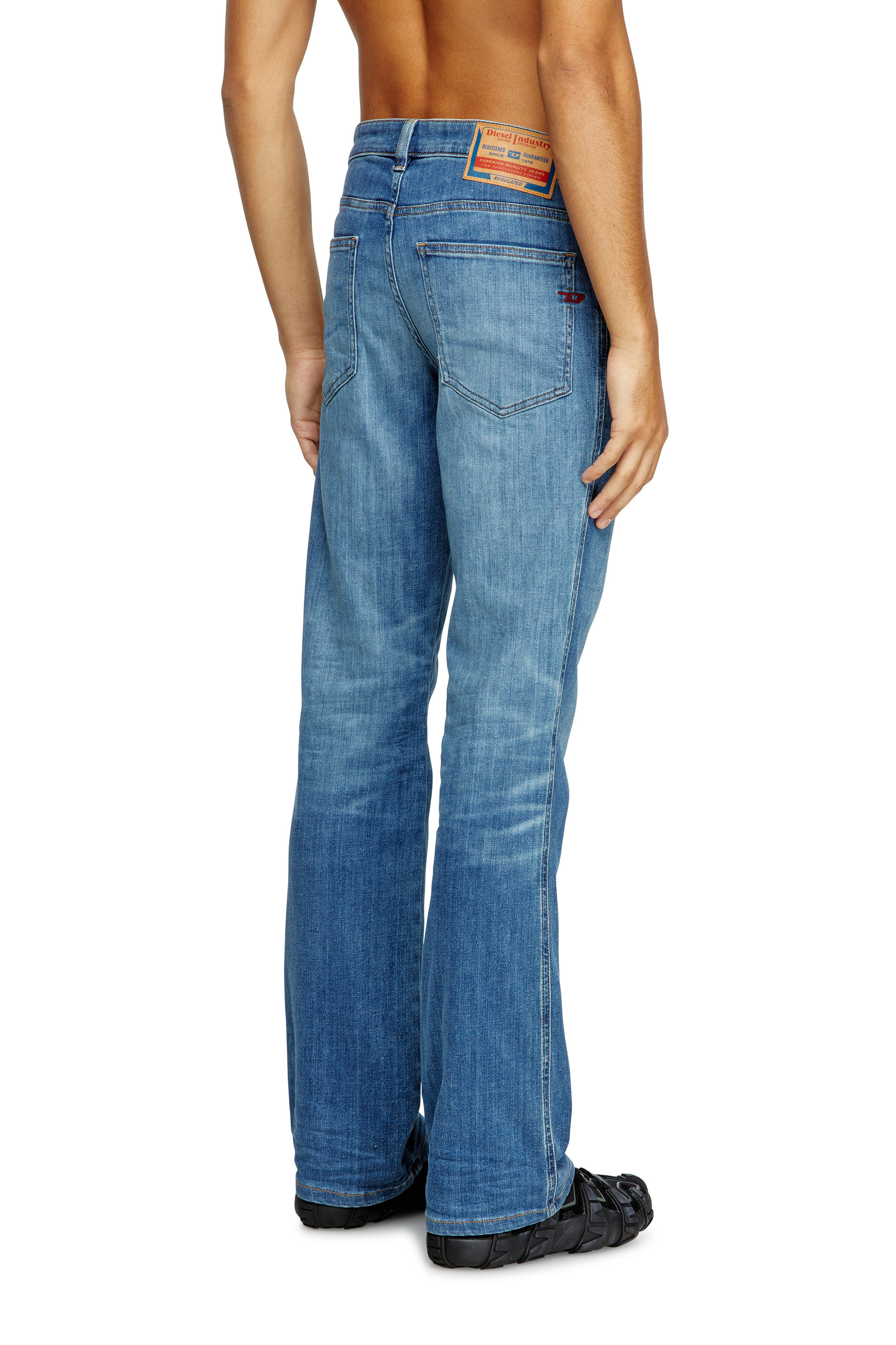 Diesel - Man's Bootcut Jeans 1998 D-Buck 0GRDP, Medium blue - 4