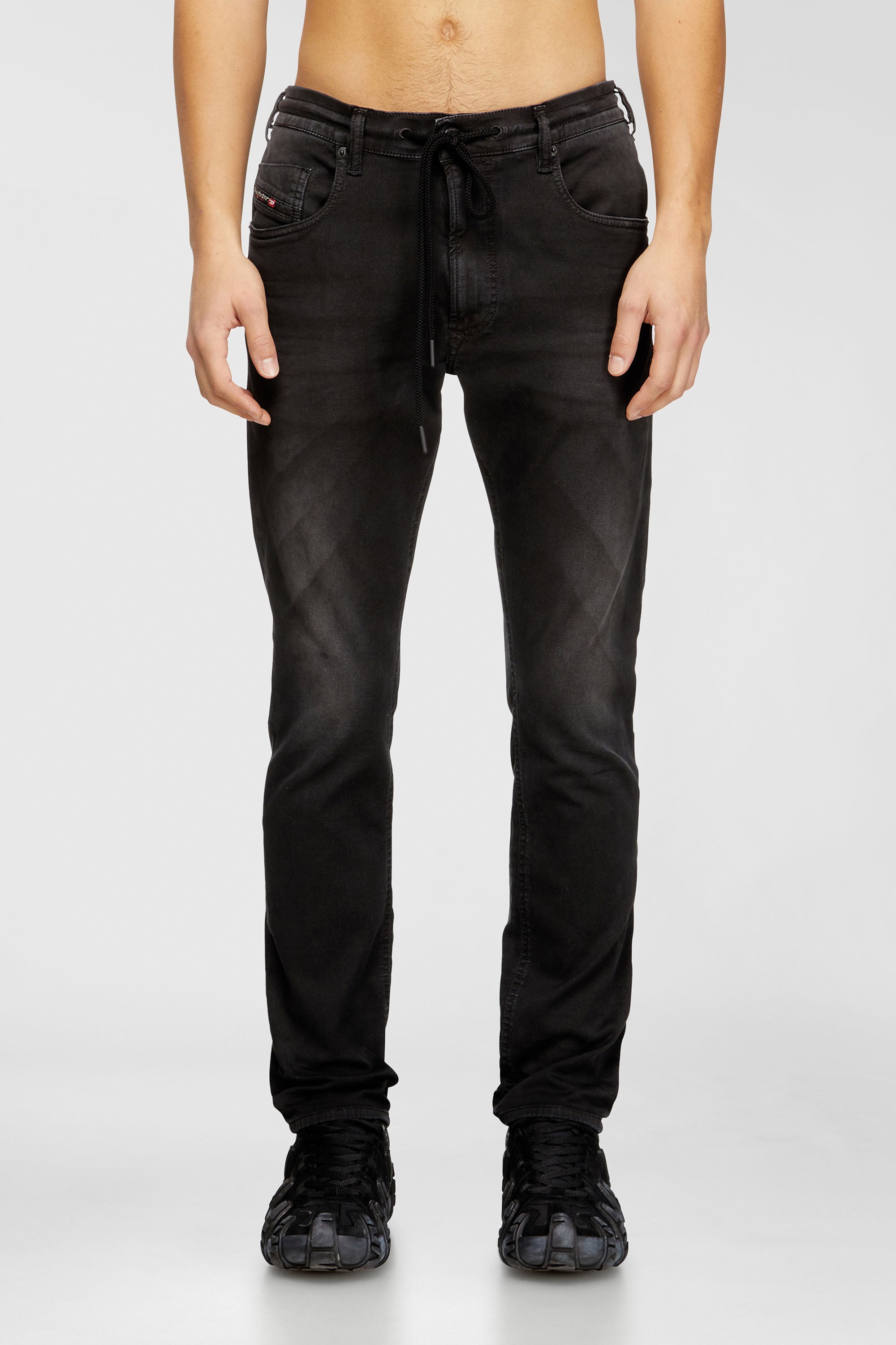 Diesel - Man's Regular 2032 D-Krooley Joggjeans&reg; 0670M, Black - 2