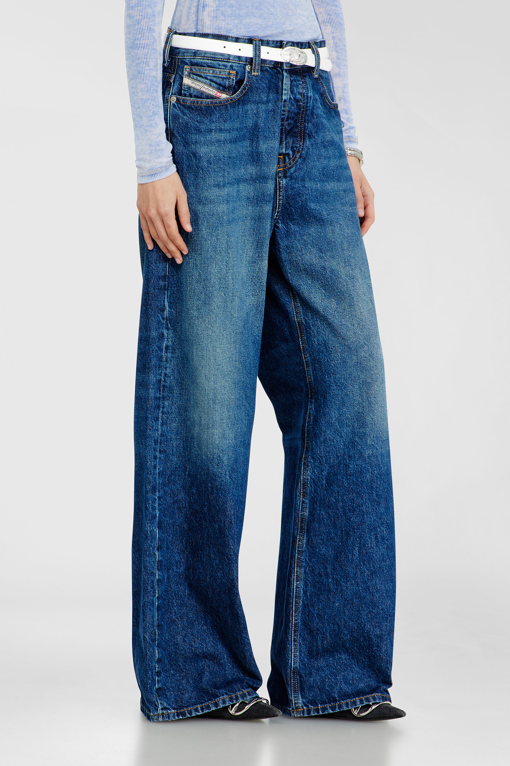 Diesel - Unisex's Relaxed Jeans 1996 D-Sire 09I27, Dark Blue - 9